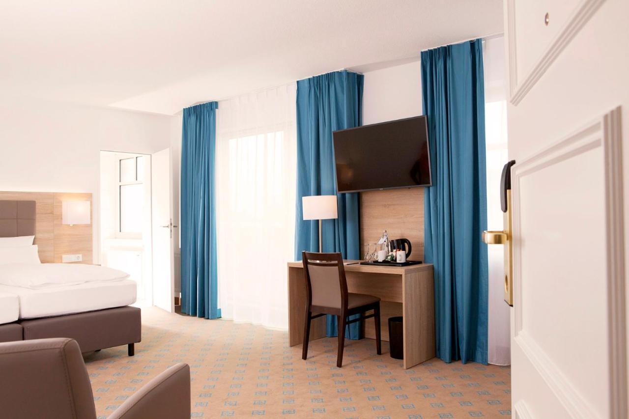 Hotel Frisia Leer Exterior photo